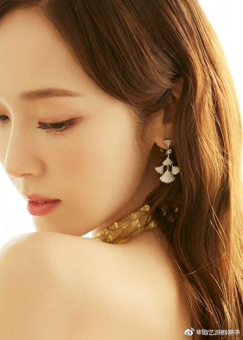 郑秀妍的夏日多巴胺穿搭来啦~今天的杰西卡是明亮活泼的黄色