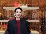 惠英红发文自曝在巴黎高速上被砸窗抢包