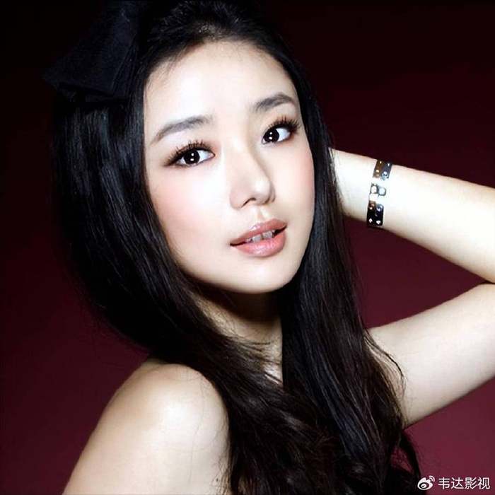 王永红:公司破产欠800亿,套61亿携女明星出逃,亲爹去世都不回|韩熙庭