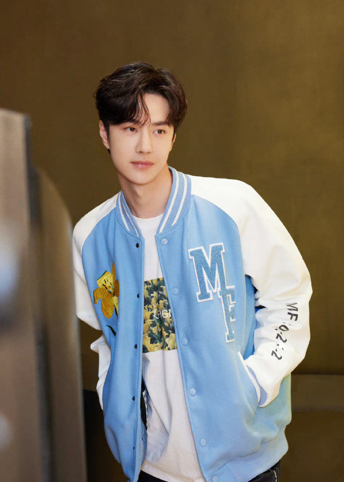 王一博白敬亭龚俊今日份工作室出图