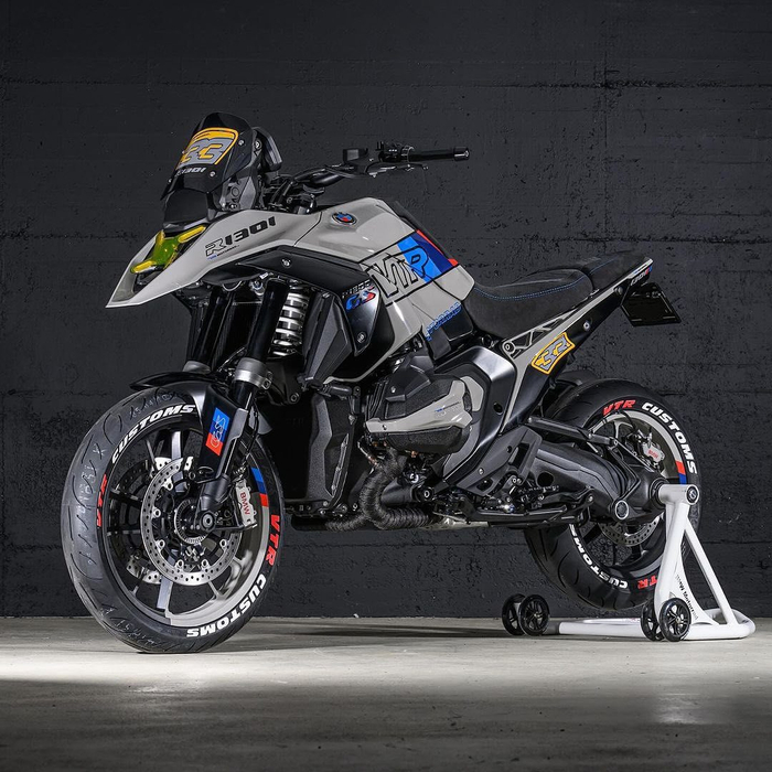 美图赏析丨改造后的大水鸟r1300gs宝马中的战斗机