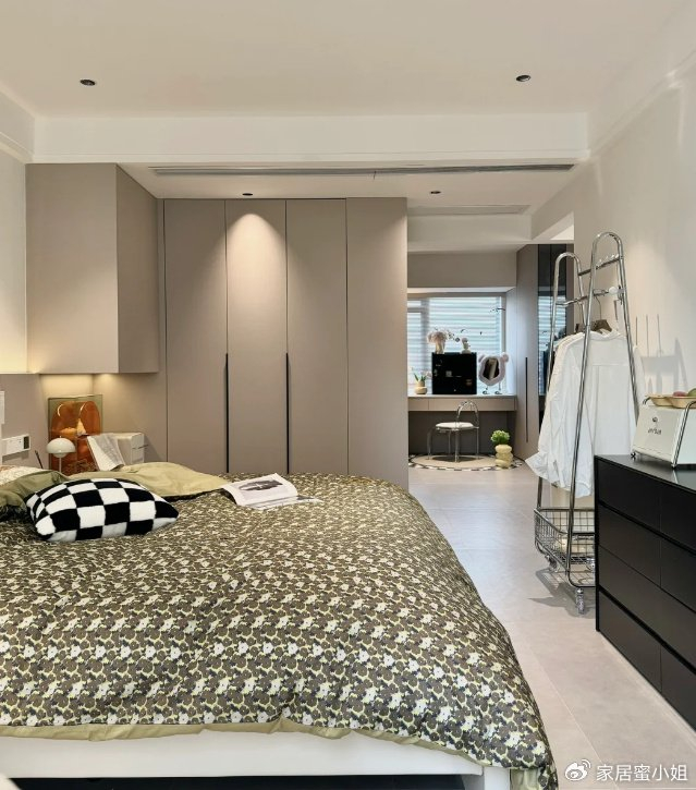 吊柜的存在不仅会给居住者带来视觉上的压迫感,还可能存在安全隐患.