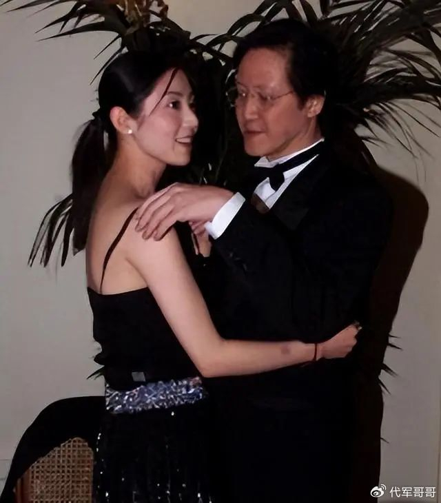 55岁的张敏,就这样写好了自己的结局|张敏|向华胜|汪雨_新浪新闻