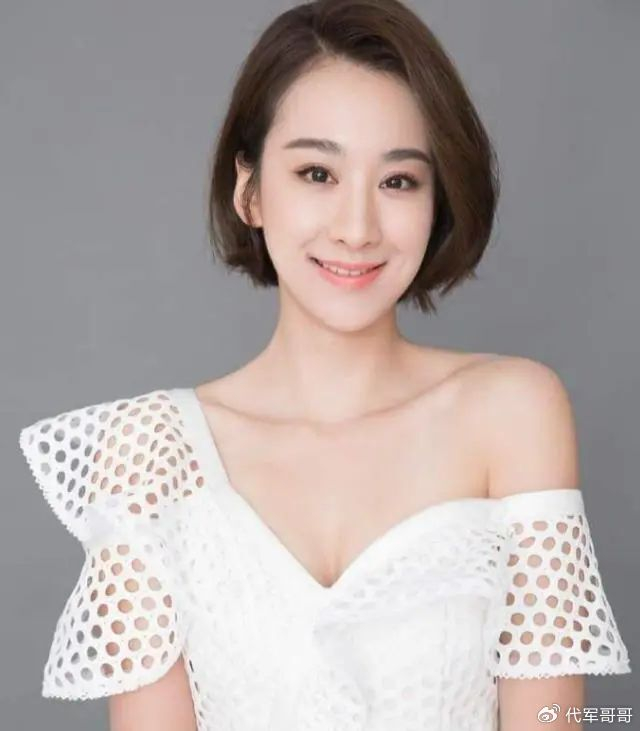 美女演员穆婷婷红了之后退出娱乐圈如今39岁却还是单身