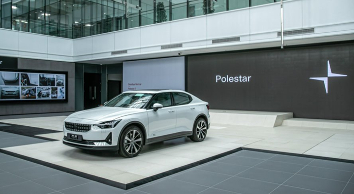 从极星1到极星2,极星似乎在效法特斯拉——用百万级豪车梳理高端品牌