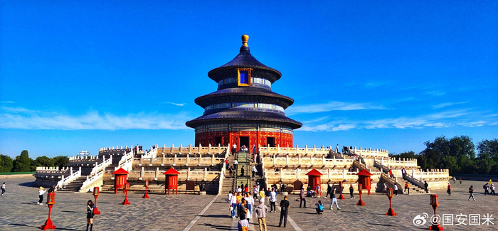 国庆假期里的北京天坛公园摄影