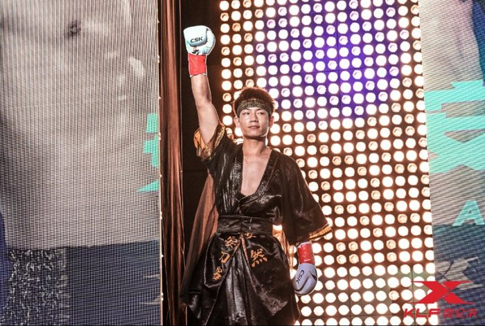 【长安刀客的庆功酒】安然KO绝杀背后的密码：一杯五星原浆，盛满武者