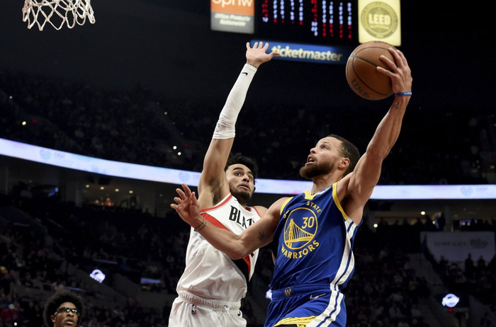 12号nba综述勇士反超湖人升西部第九国王负鹈鹕确定战附加赛