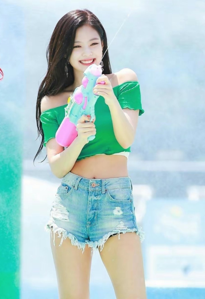 wulijennie欧尼什么风格都能驾驭得很好谁看了不说一句美呢清纯的