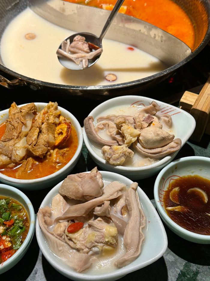 捞王出新品了黑松露芋头煲仔饭这个饭太好吃啦必须打call