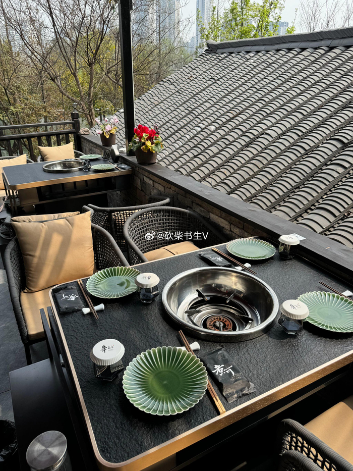 成都煮川庭院火锅在这种环境下吃火锅很是惬意味道也好