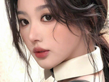 孔雪儿完全高贵黑天鹅