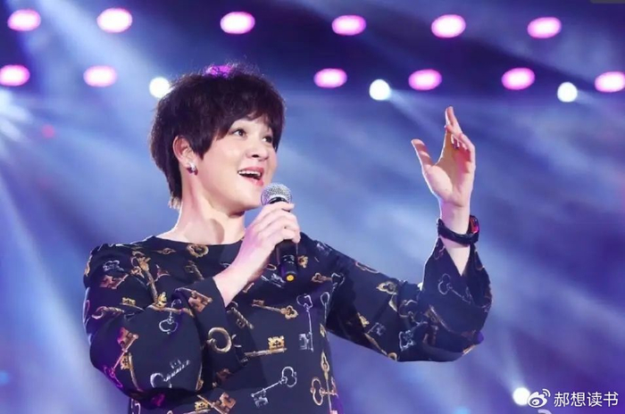 柯以敏全球巡回演唱会即将开启,门票仅出售一成,网友评论太扎心