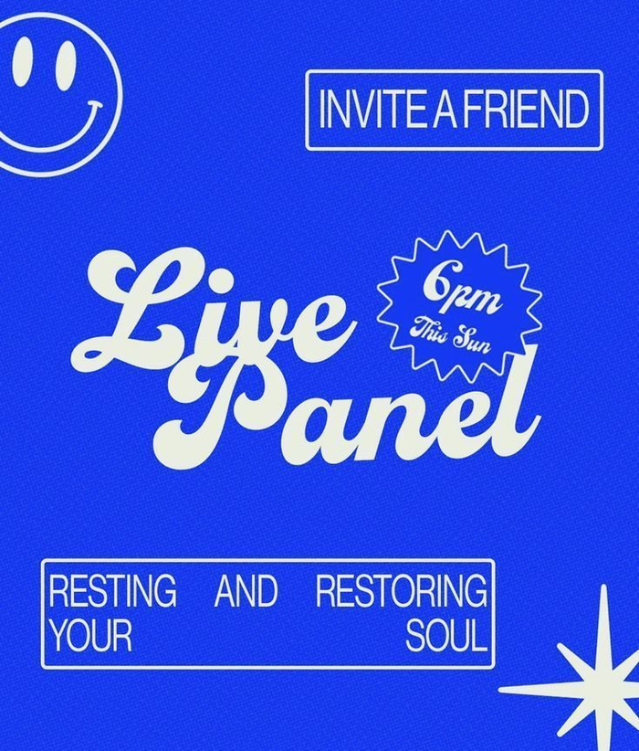 蓝色系海报设计给人宁静深邃的感觉