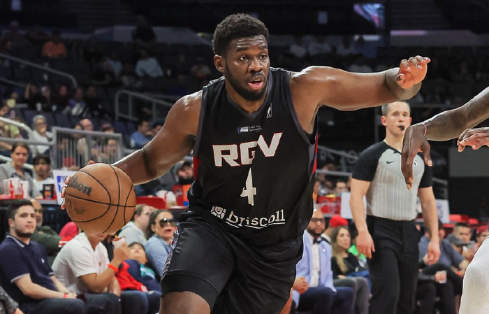 戴斯|断崖|替补_新浪新闻