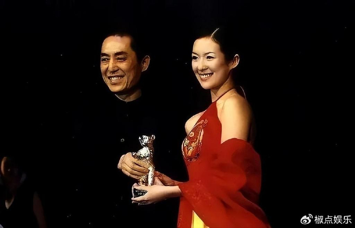 1998年张艺谋致电章子怡来酒店试戏章子怡你又骗我