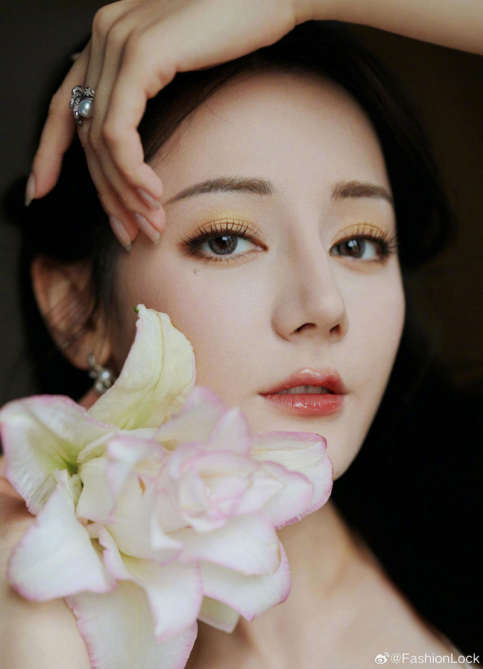 迪丽热巴丨新高定热巴演绎peetdullaert2024