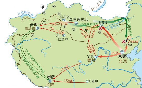 清朝虽经谈判收回伊犁九城,但城市荒芜,清廷也无力重建