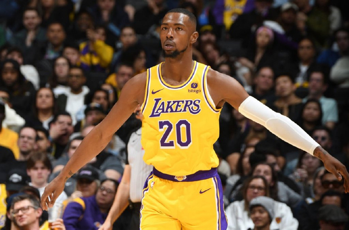 湖人替补中锋差一点就把球队带到沟里了?|贾尔斯|球队|湖人_新浪新闻