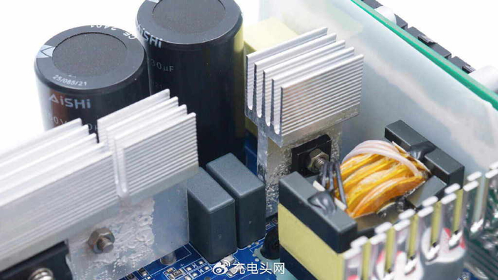 llc开关管来自士兰微,型号svs20n60fjd2,nmos,耐压600v,导阻160mΩ