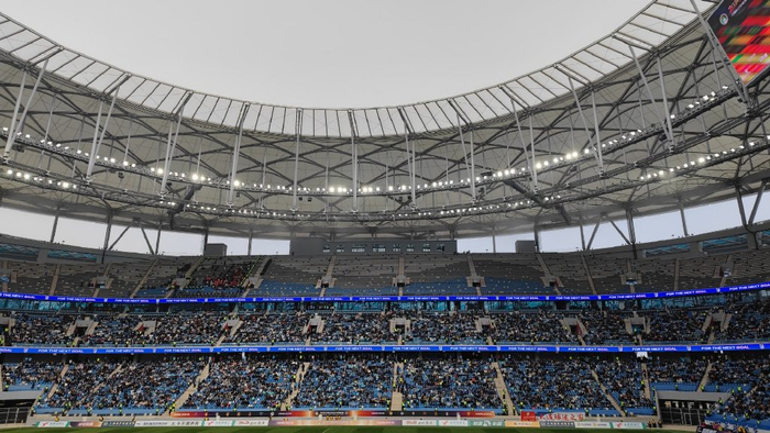 大连英博营造魔鬼主场,球队成绩很重要!|英博|大连|比赛_新浪新闻