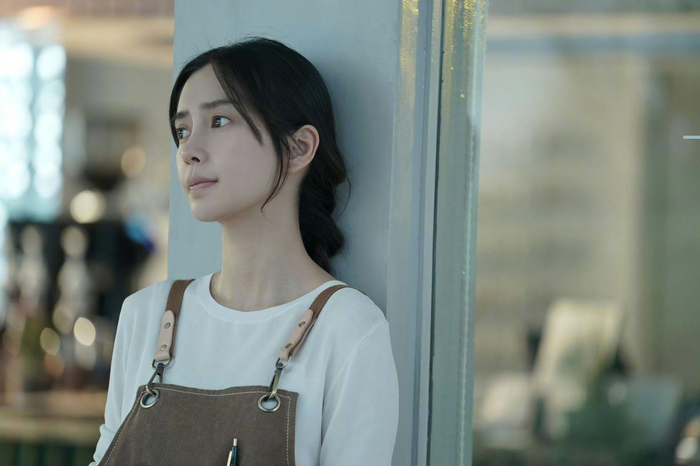 杨颖@angelababy 发文纪念《摩天大楼》三周年