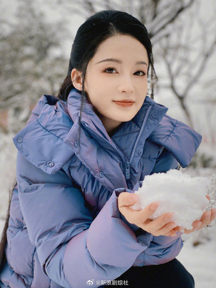 李沁雪地捧雪照96美女姐姐好好看