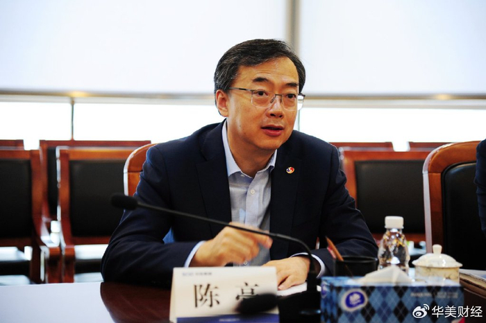 1800亿券商迎新掌门,去年薪酬250万元|中金公司|中国银河|陈亮_新浪
