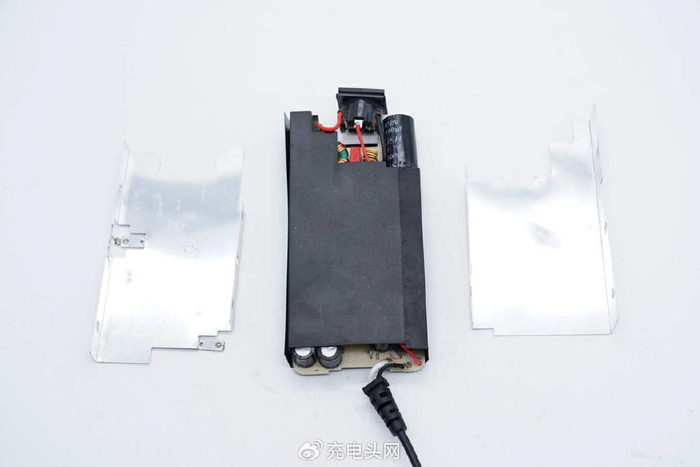 港晟150wdc氮化镓电源适配器方案解析