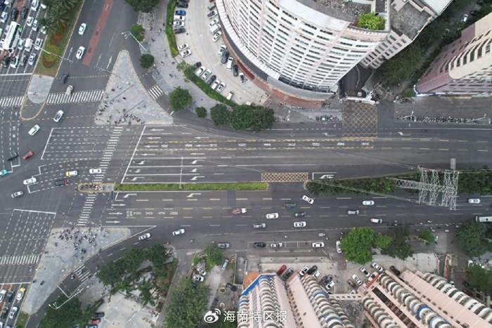 海口龙昆南路—南海大道交叉路口昨起启用借道左转|南海|龙昆南|车道