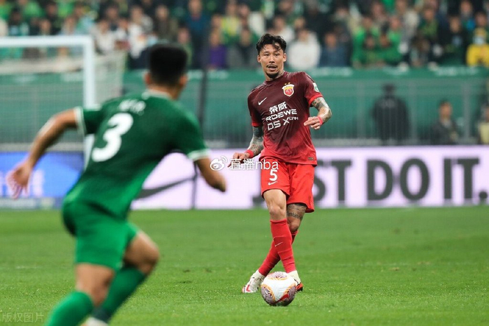 上港即将迎来两位久违的强援助阵,一人曾是国足主力,让穆帅欣喜