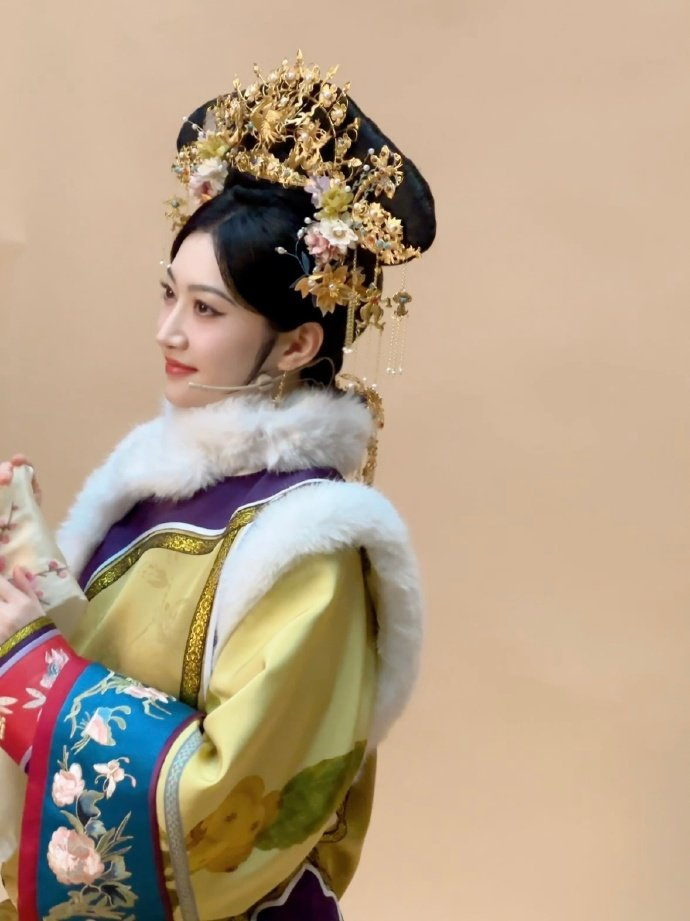 景甜清宫美人妆96 我嘞个豆~我说甜甜好像从画上走出来的一样好美