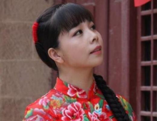 藏了11年，王二妮“真实身份”曝光，她这么火是有原因的