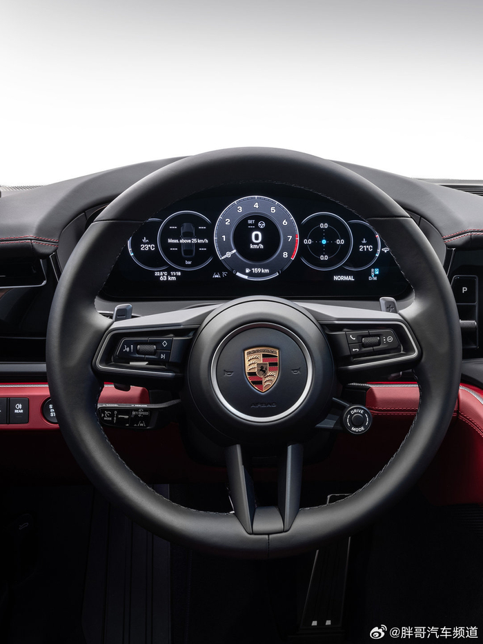 新panamera内饰图看来看去还是老款的内饰经典