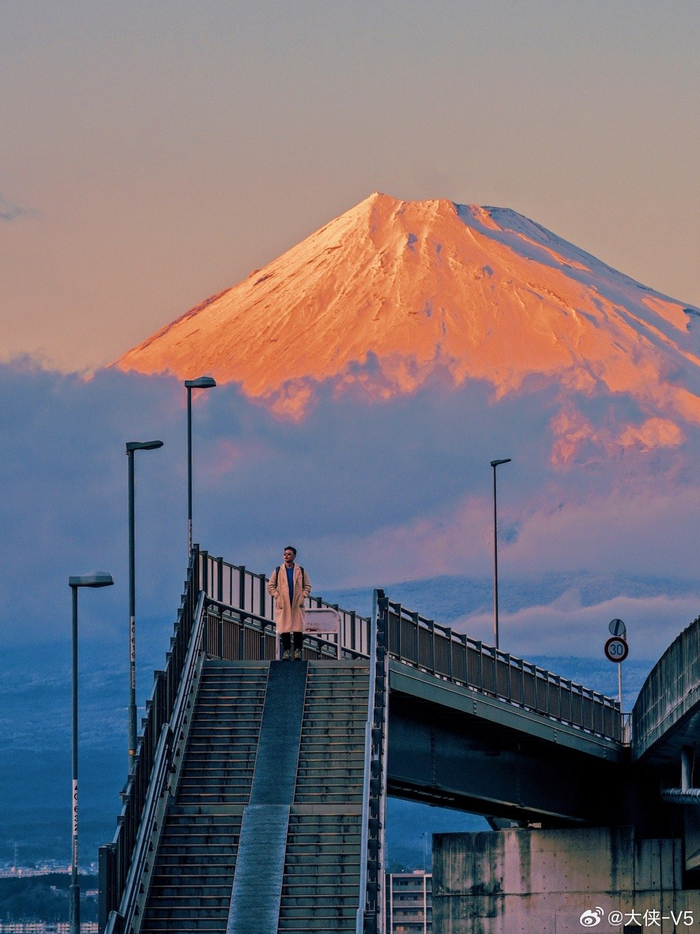 去看富士山富士市是不可错过的一站尤其是这里的梦の大桥