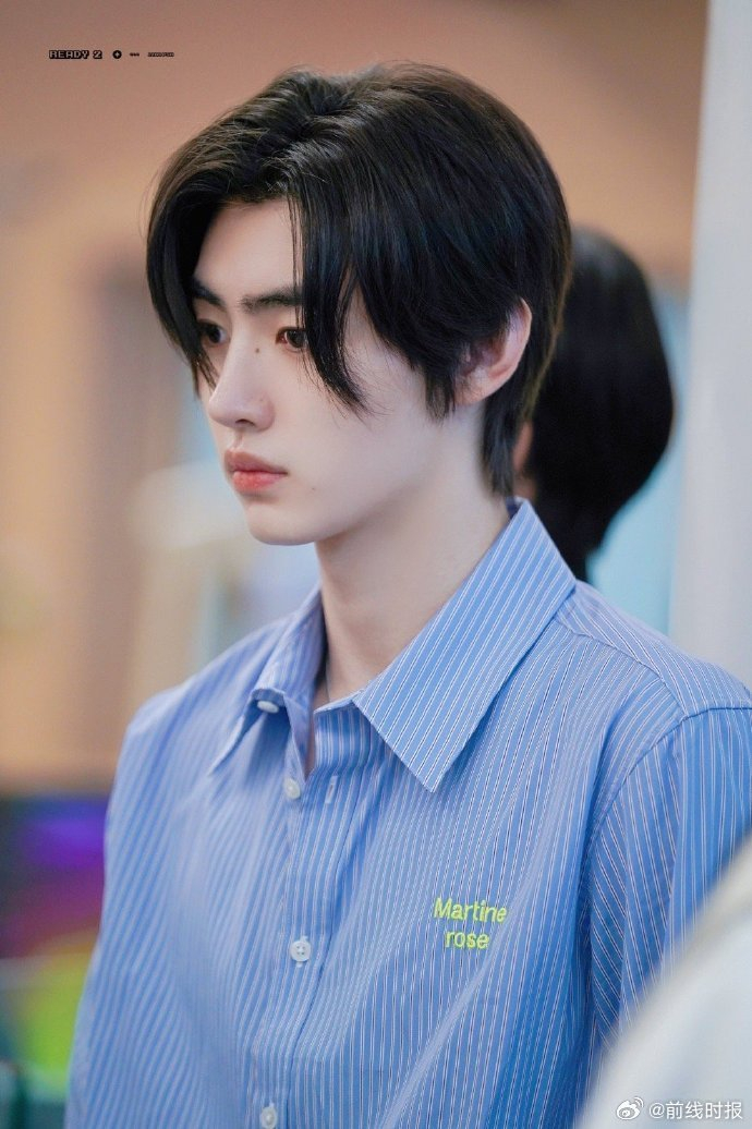 朴成训就是初恋的代名词,清纯击中你的心 ,这么帅