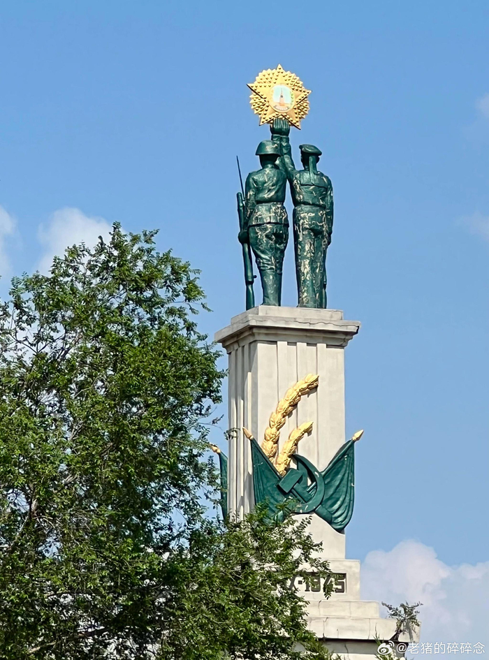 哈尔滨市苏军烈士纪念碑省保