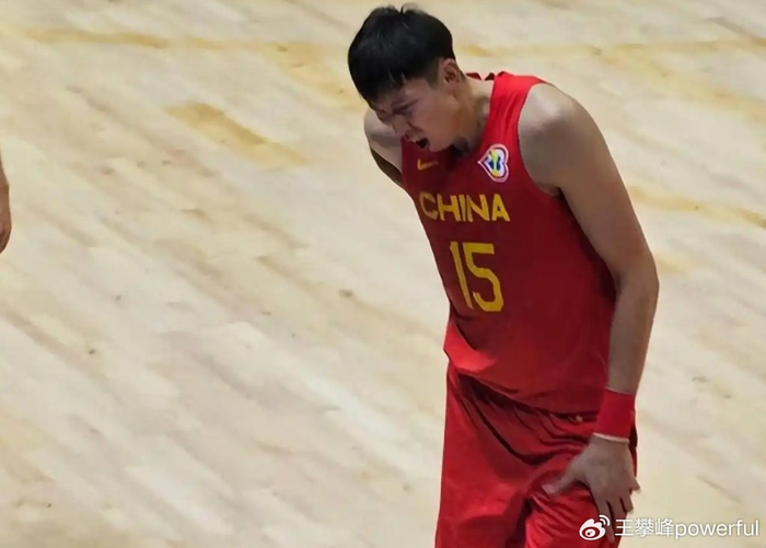 7月3日 周琦突然退出 或缺席亚洲杯!男篮少了一套首发 郭士强难了
