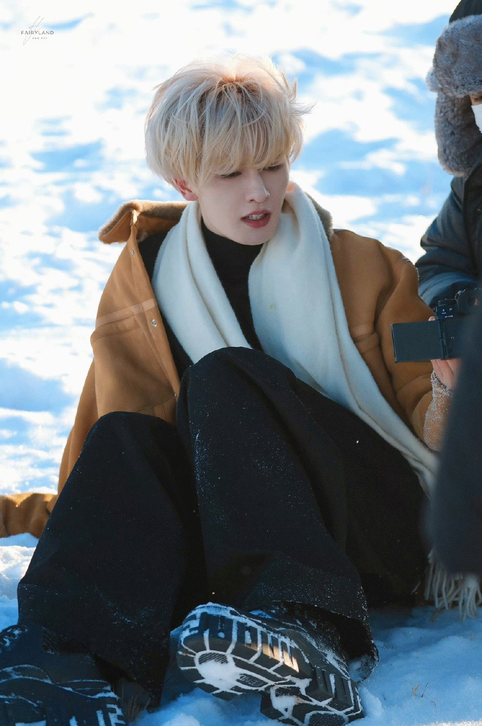 明星拍的雪景大片 黄明昊|杨超越|吴宣仪|朱正廷|周翊然|肖战|刘宇