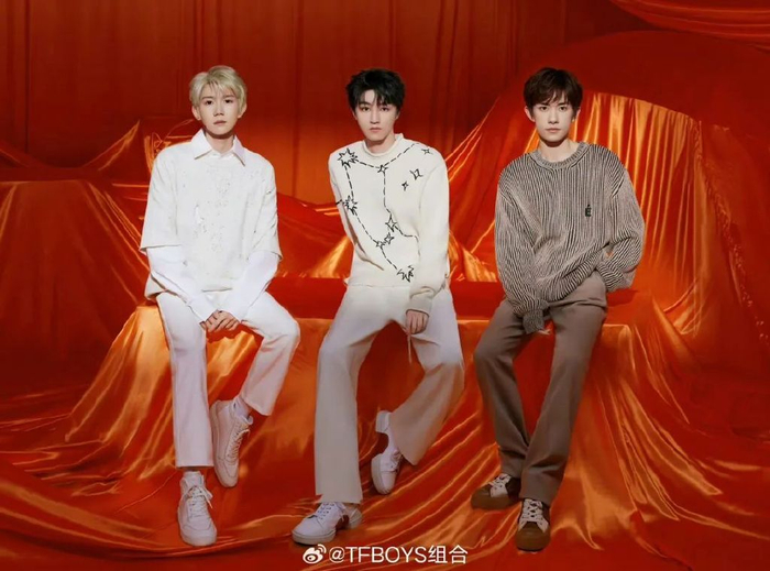 tfboys粉丝陪睡黄牛?01