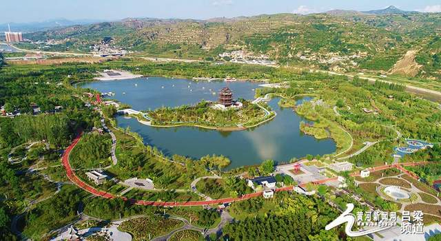 百米高空俯瞰城市魅力遇见不一样的吕梁