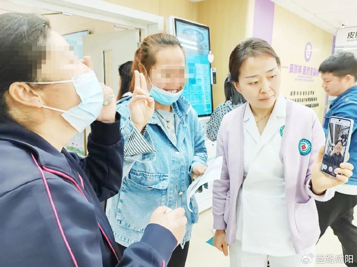 咸阳市中心医院同声传译让聋哑母女顺畅就医