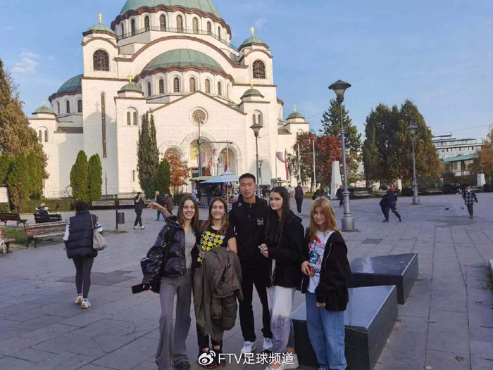 担任红星队长 这个"大连小小"不得了|塞尔维亚|训练|姜轶祥_新浪新闻