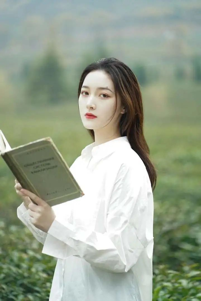 细讲7个手姿,拍出美美人像就靠它|人像|手部|姿势_新浪新闻