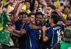 随着巴西4-2澳大利亚，6粒进球多次反转