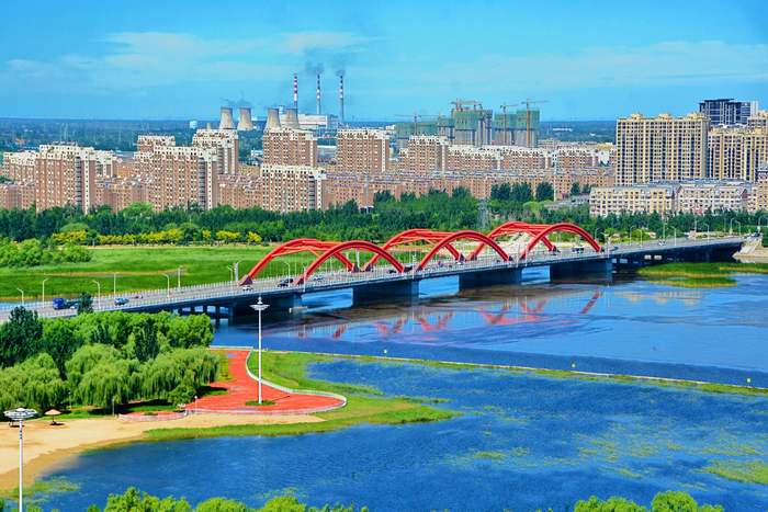 通辽市辽河公园彩虹桥风景如画,原创拍摄__财经头条
