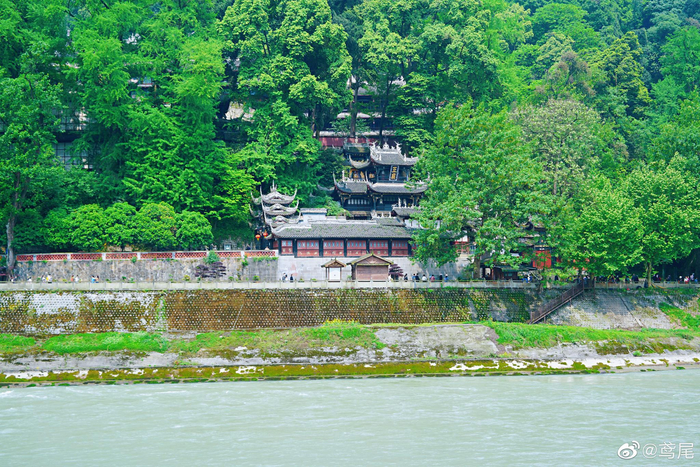 当你去九寨沟时会路过一个地方：川主寺。谁是川主|四川|李冰|都江堰|成都_新浪新闻
