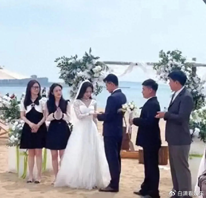 58岁的李若彤终于要结婚了?男方竟然是帅气的他!