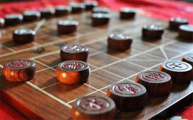 诸宸:国际象棋女冠军,为爱执着远嫁中东,如今43岁已显憔悴