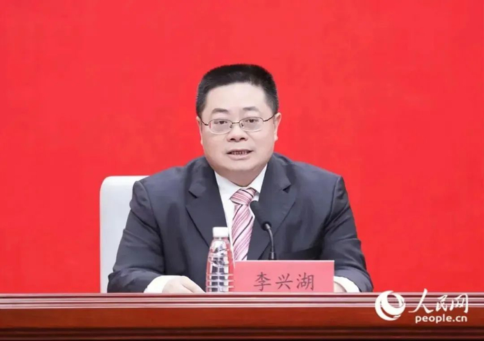 福建任免三位副省长(附简历)